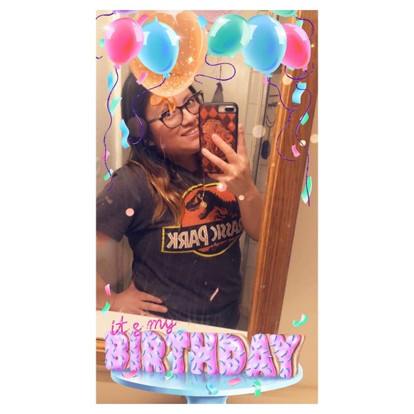 Meet your Posher, Vivian - Picture 1 of 1